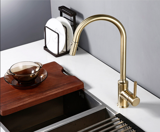Sela - Gold Kitchen Faucet With Sprayer