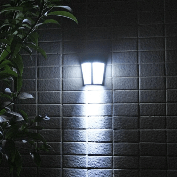 Blanch - Outdoor Waterproof Solar Lamp