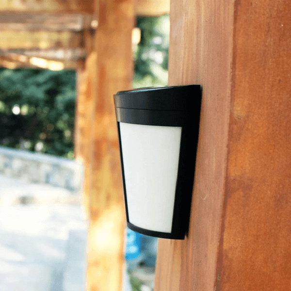 Blanch - Outdoor Waterproof Solar Lamp