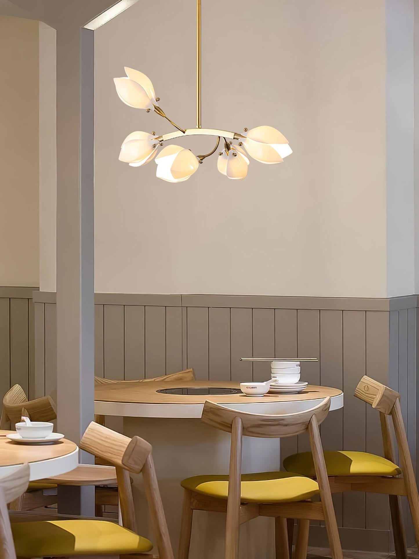 Porcelain Magnolia Elegant Chandelier