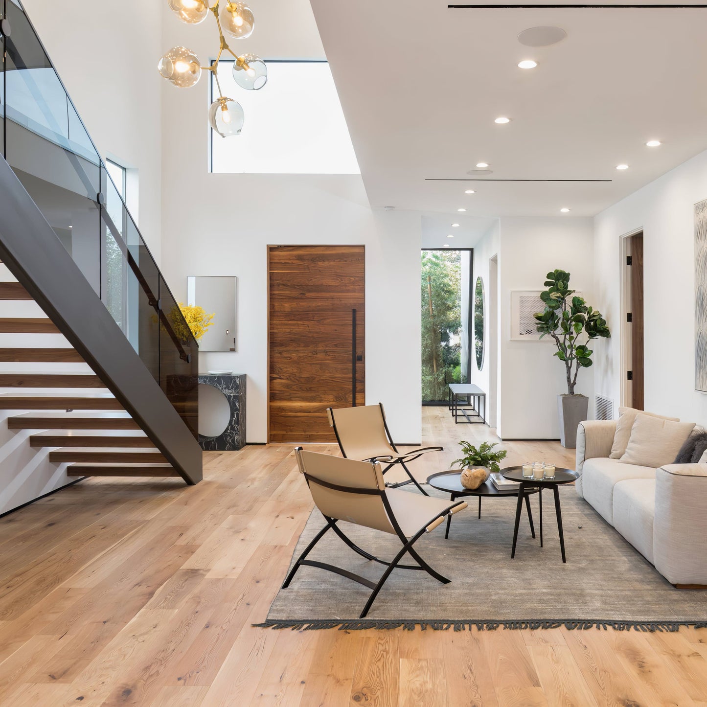 Perry Globe Vertical Chandelier