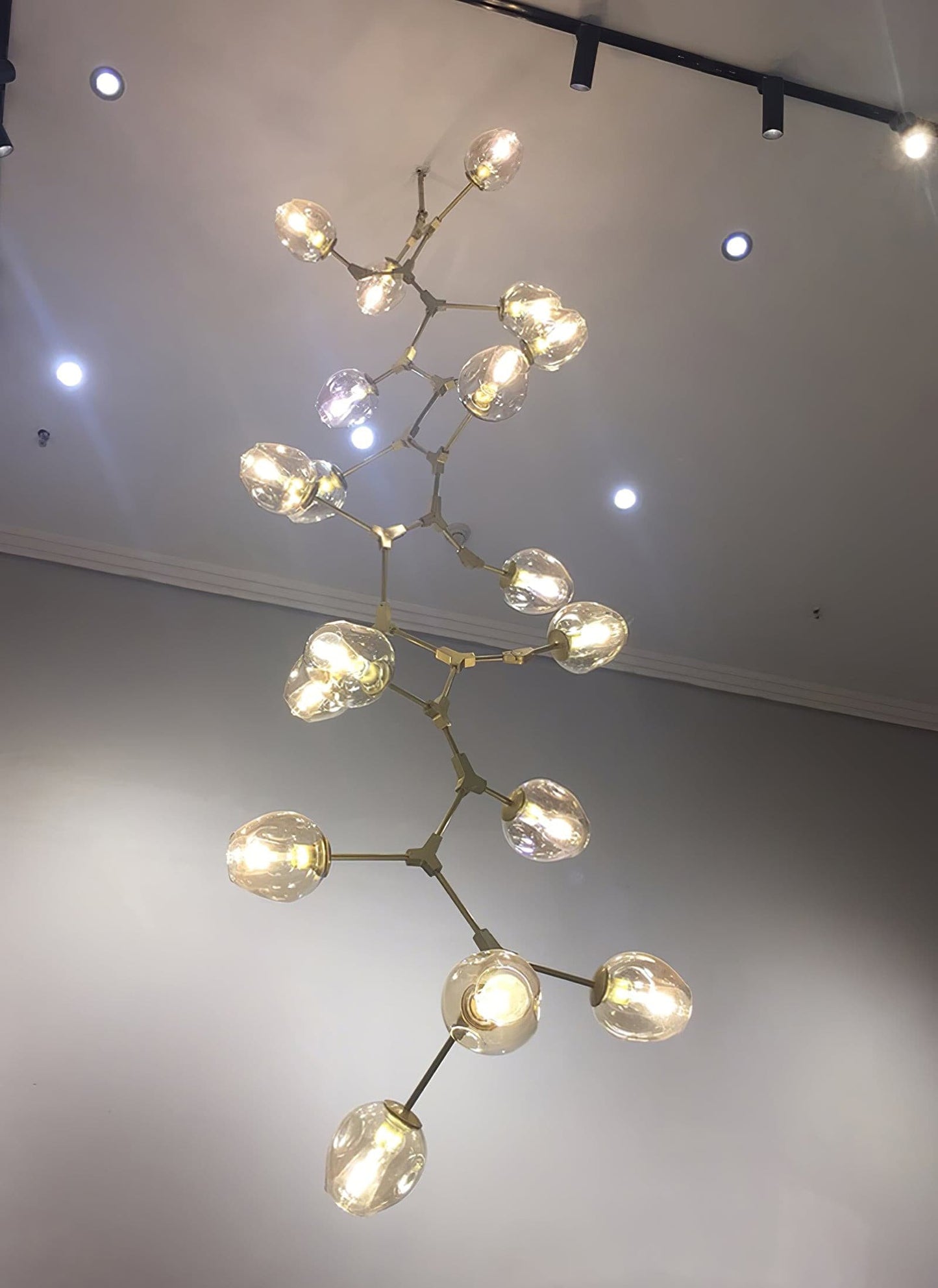 Perry Globe Vertical Chandelier