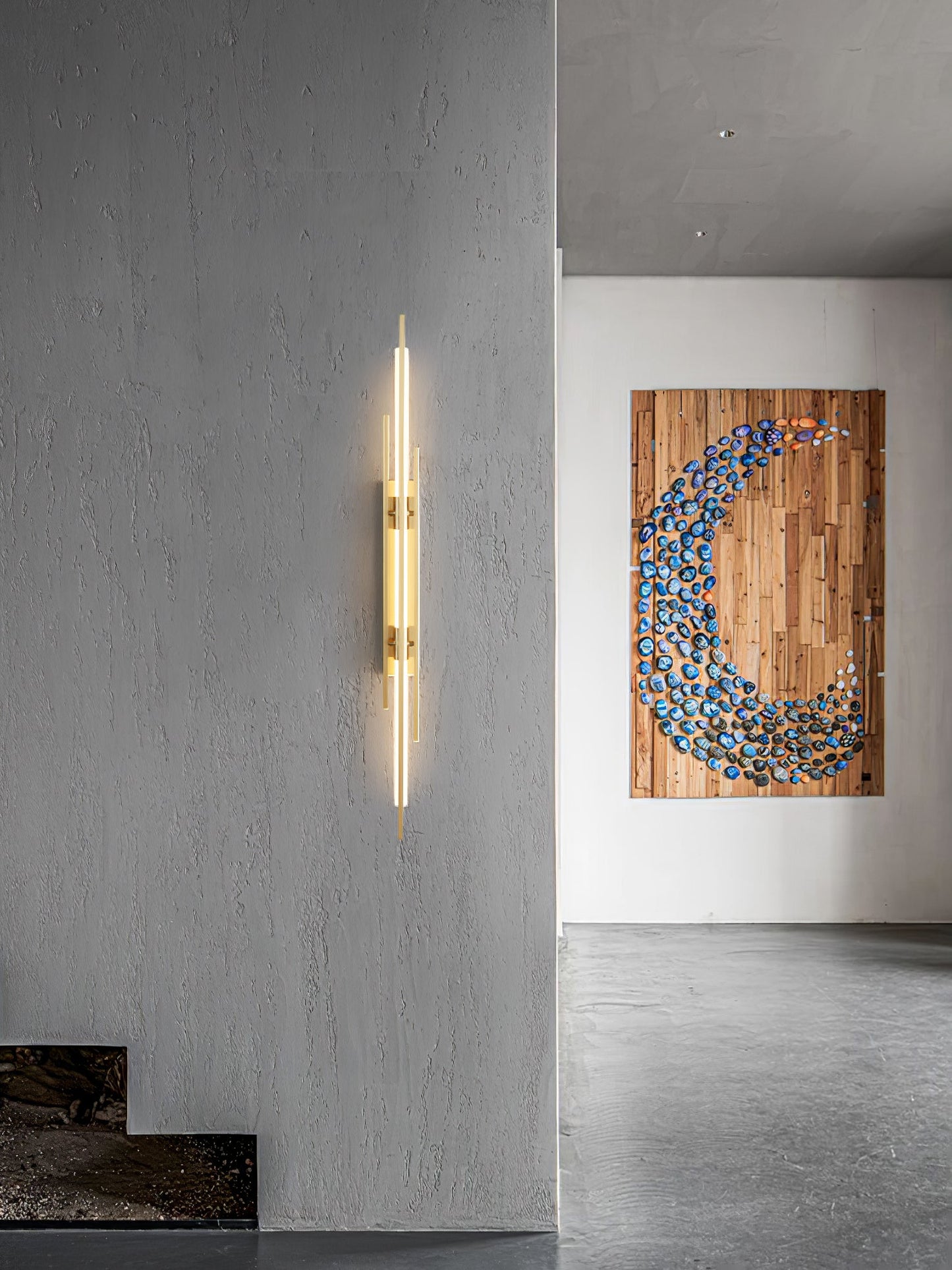 Brass Line Wall Lamp