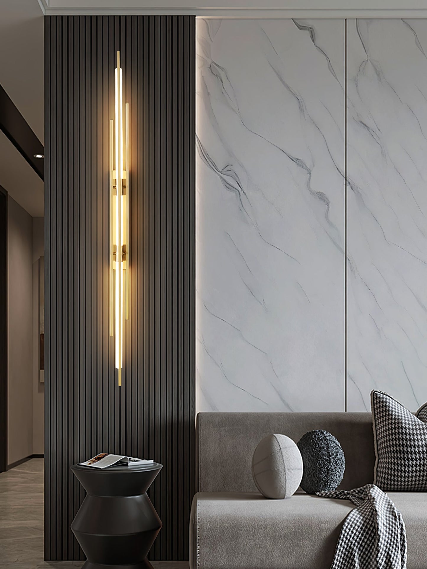 Brass Line Wall Lamp