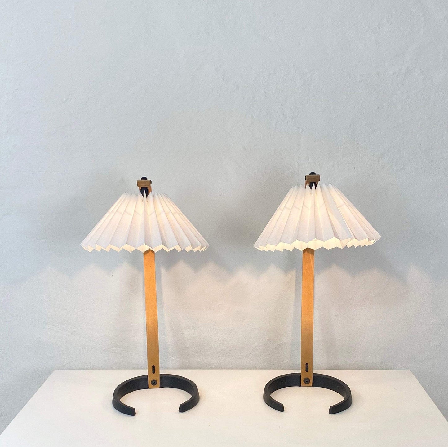 Caprani Wooden Table Lamp
