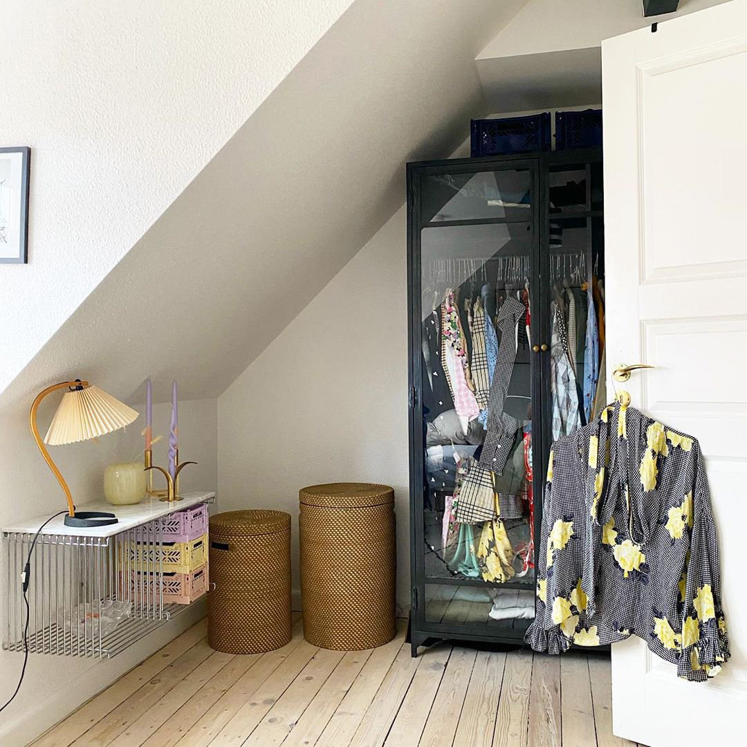 Caprani Wooden Table Lamp