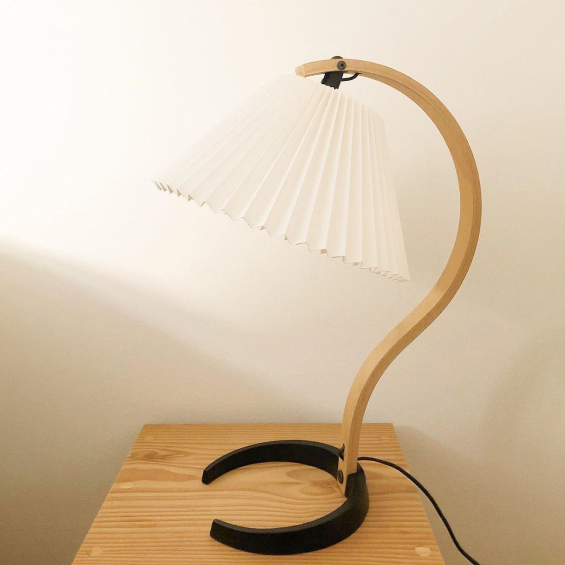 Caprani Wooden Table Lamp