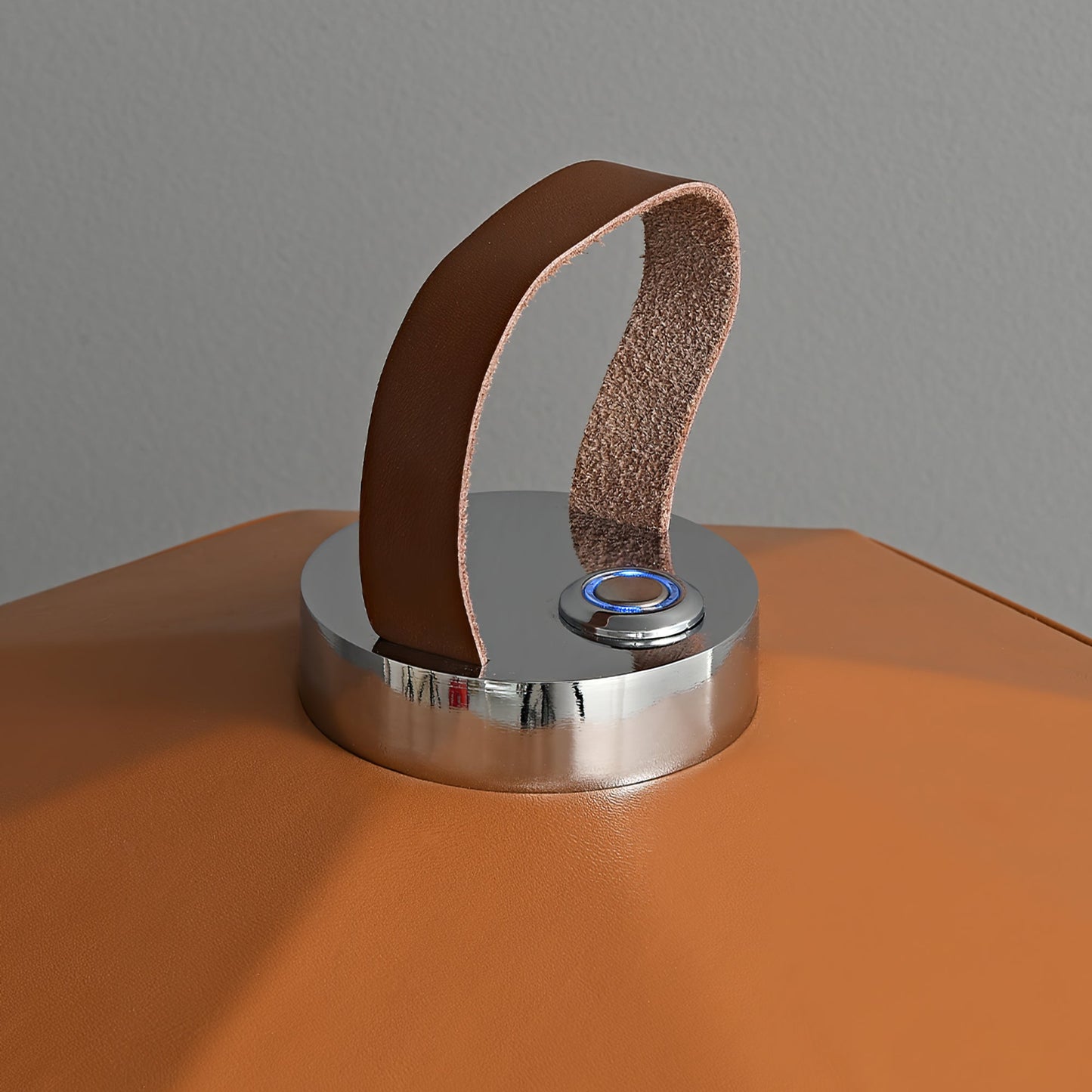 Castle Built-in Battery Table Lamp