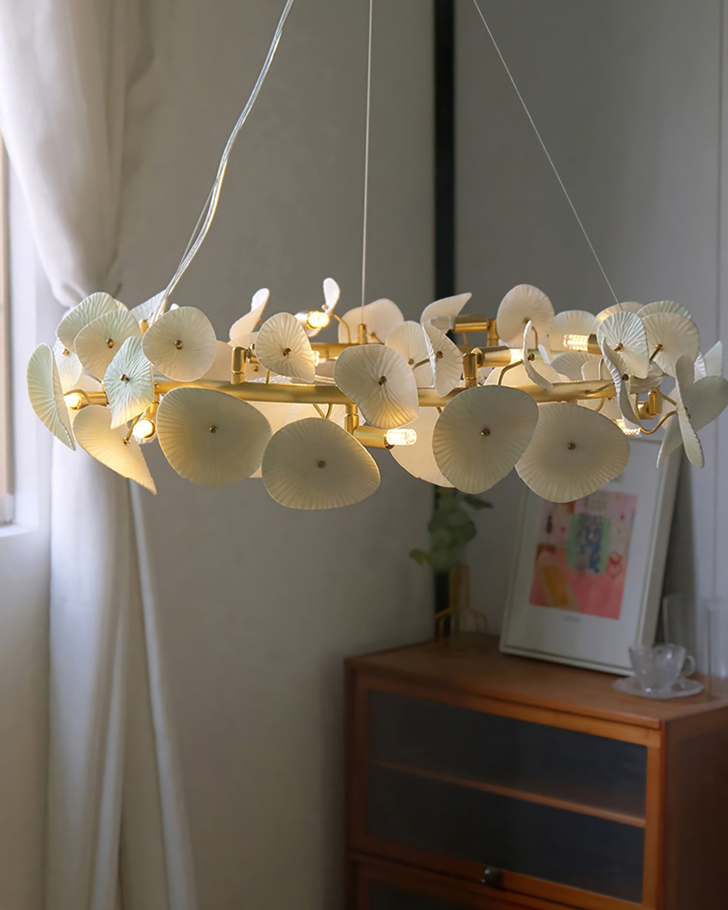 Ceramic Wreath Chandelier