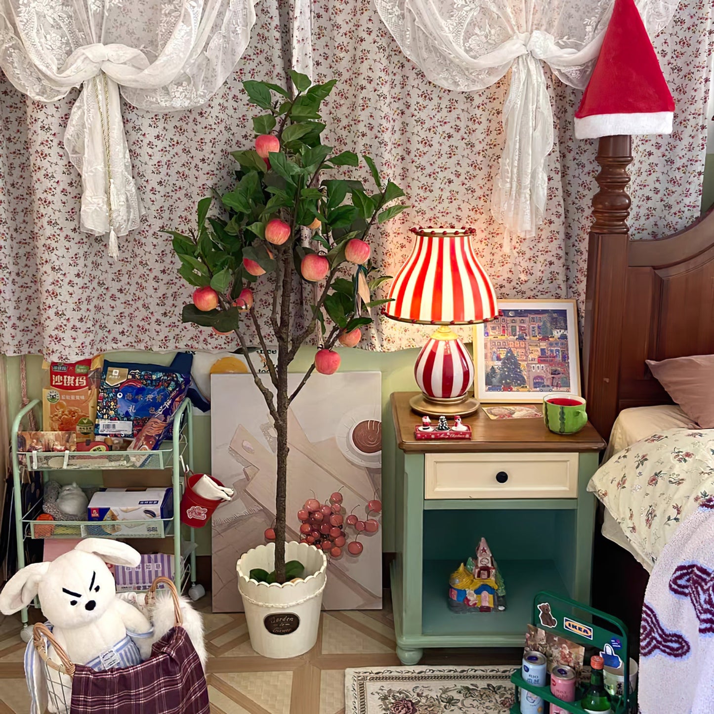 Circus Troup Table Lamp