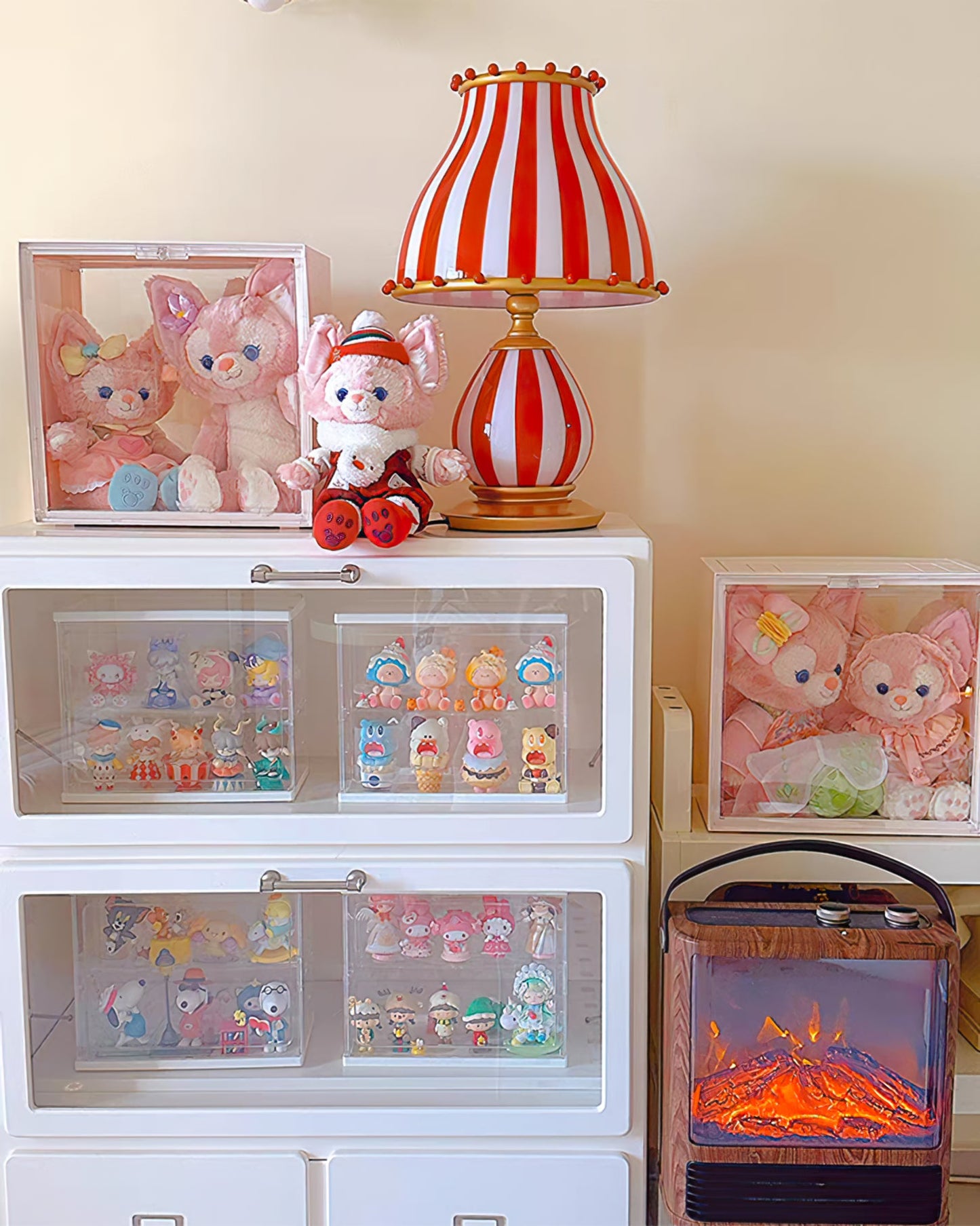 Circus Troup Table Lamp