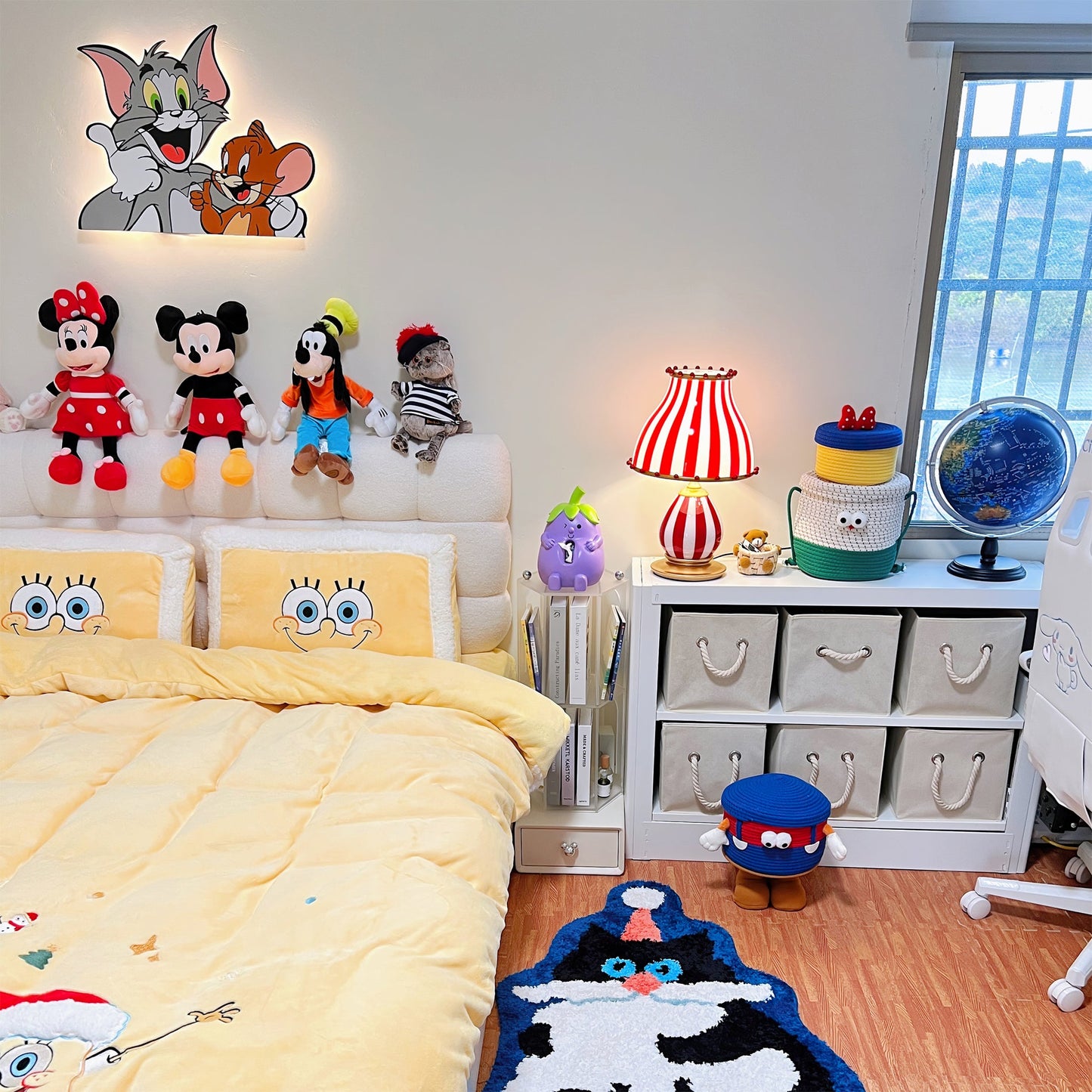 Circus Troup Table Lamp