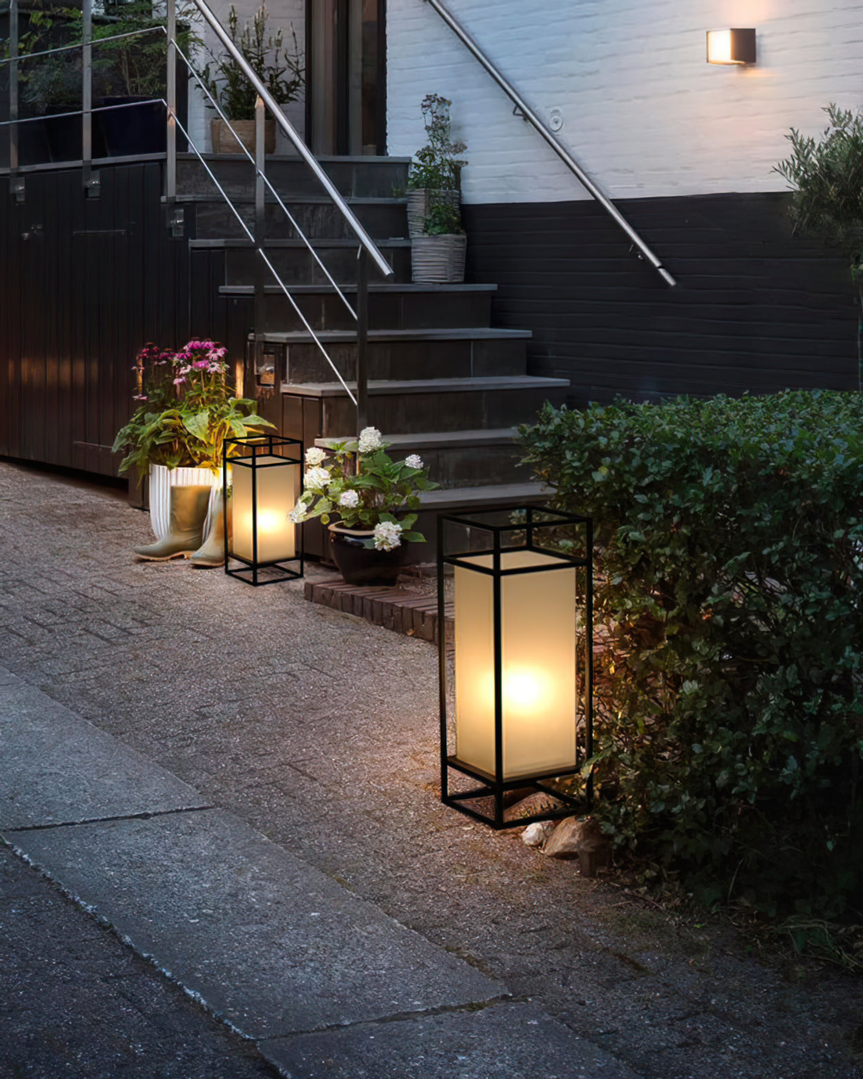 Cleo Lantern Outdoor Table Lamp