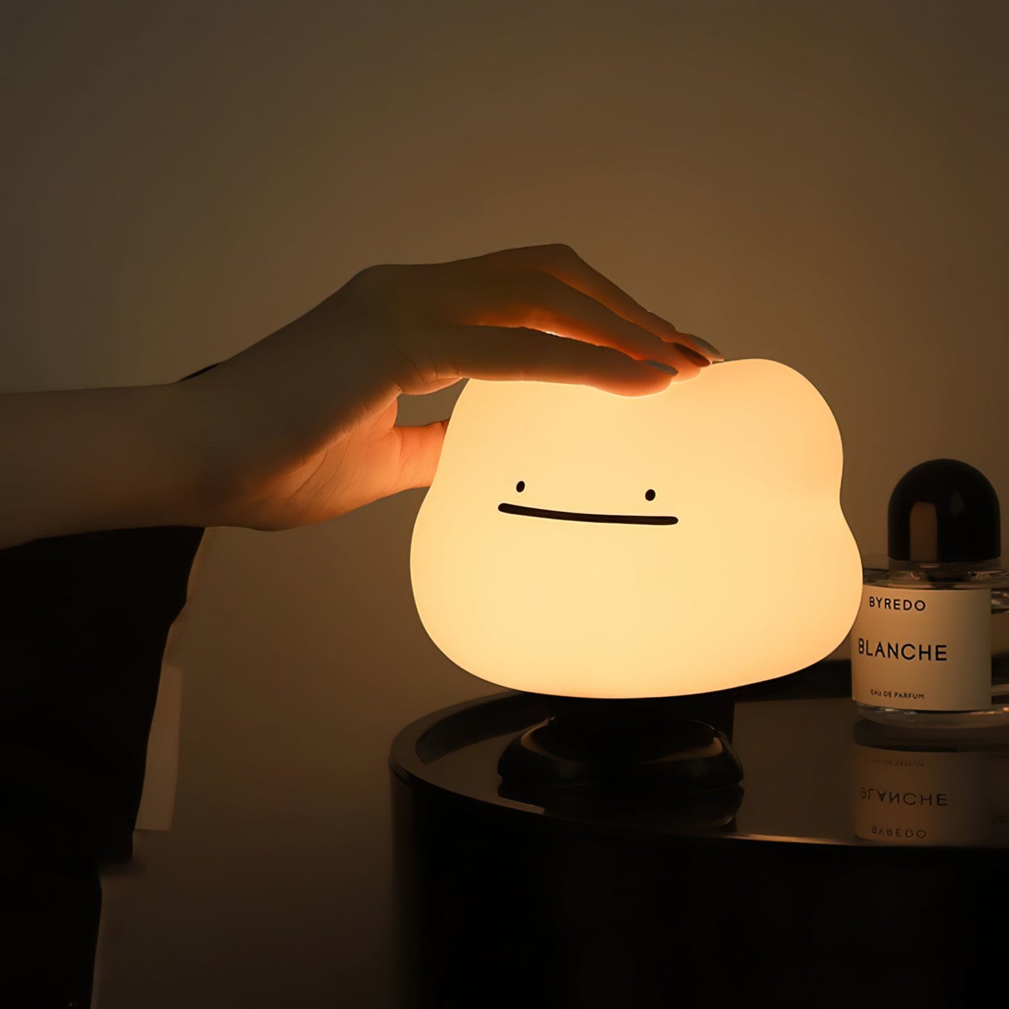 Cloud Night Built-in Battery Table Lamp
