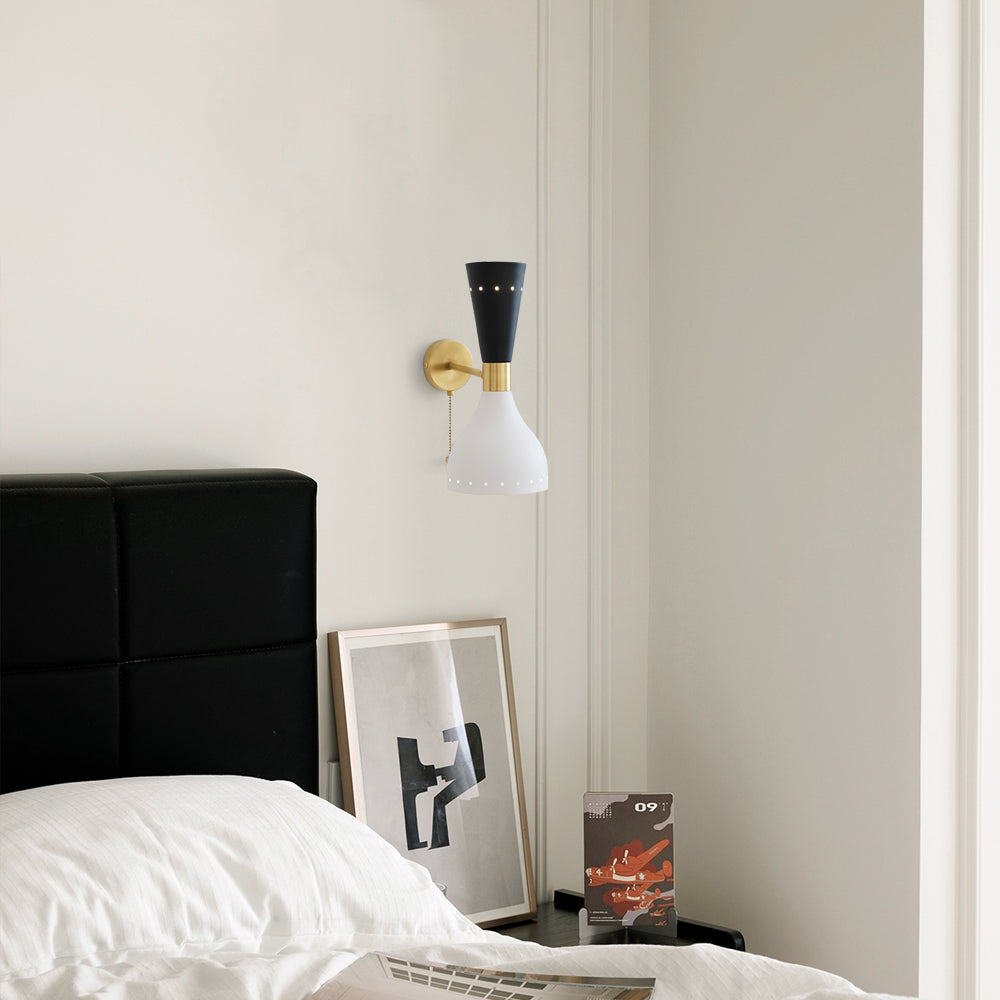 Diabolos Tuba Wall Lamp