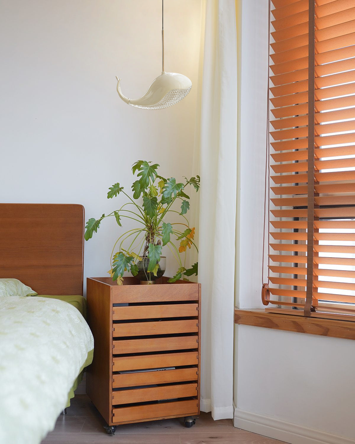 Dolphin Pendant Lamp