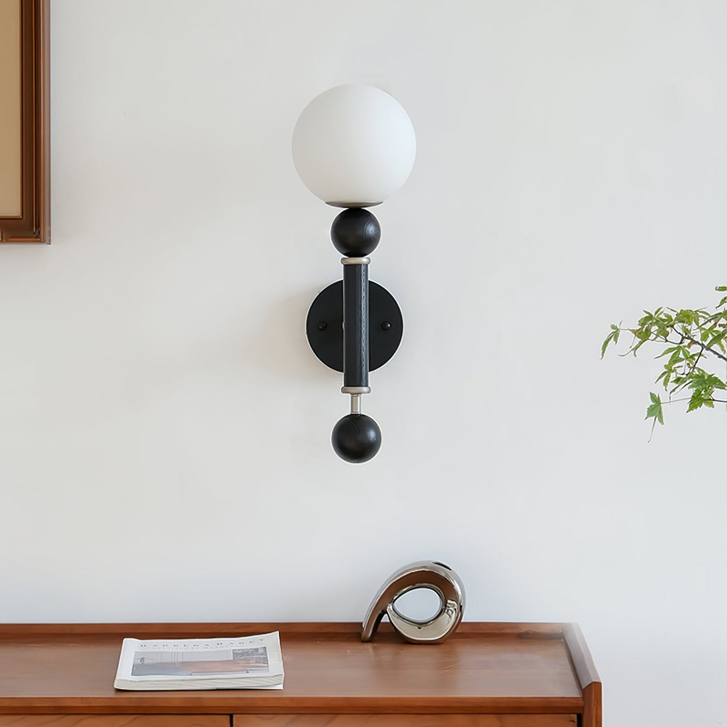 Drop Bulp Wall Lamp