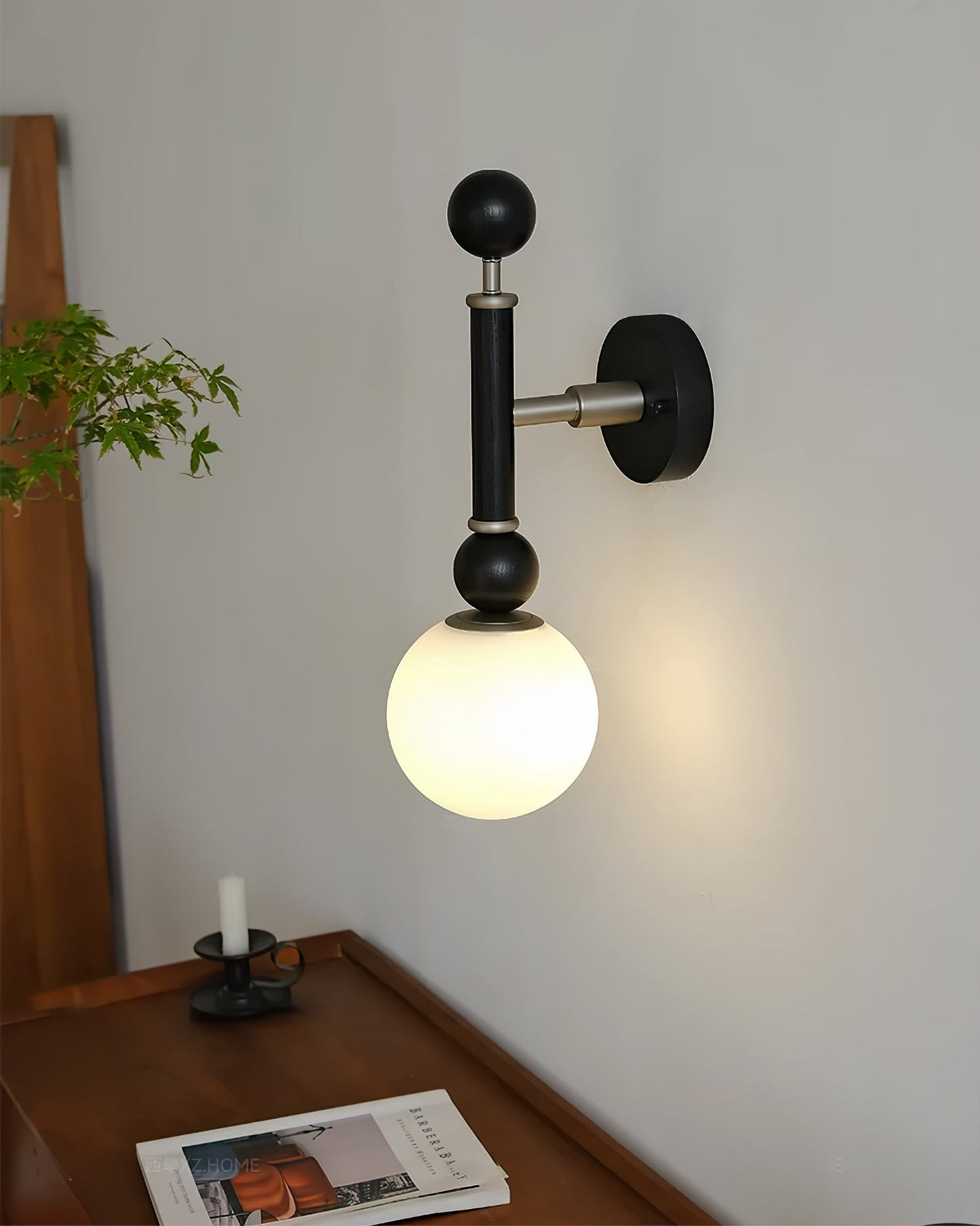 Drop Bulp Wall Lamp