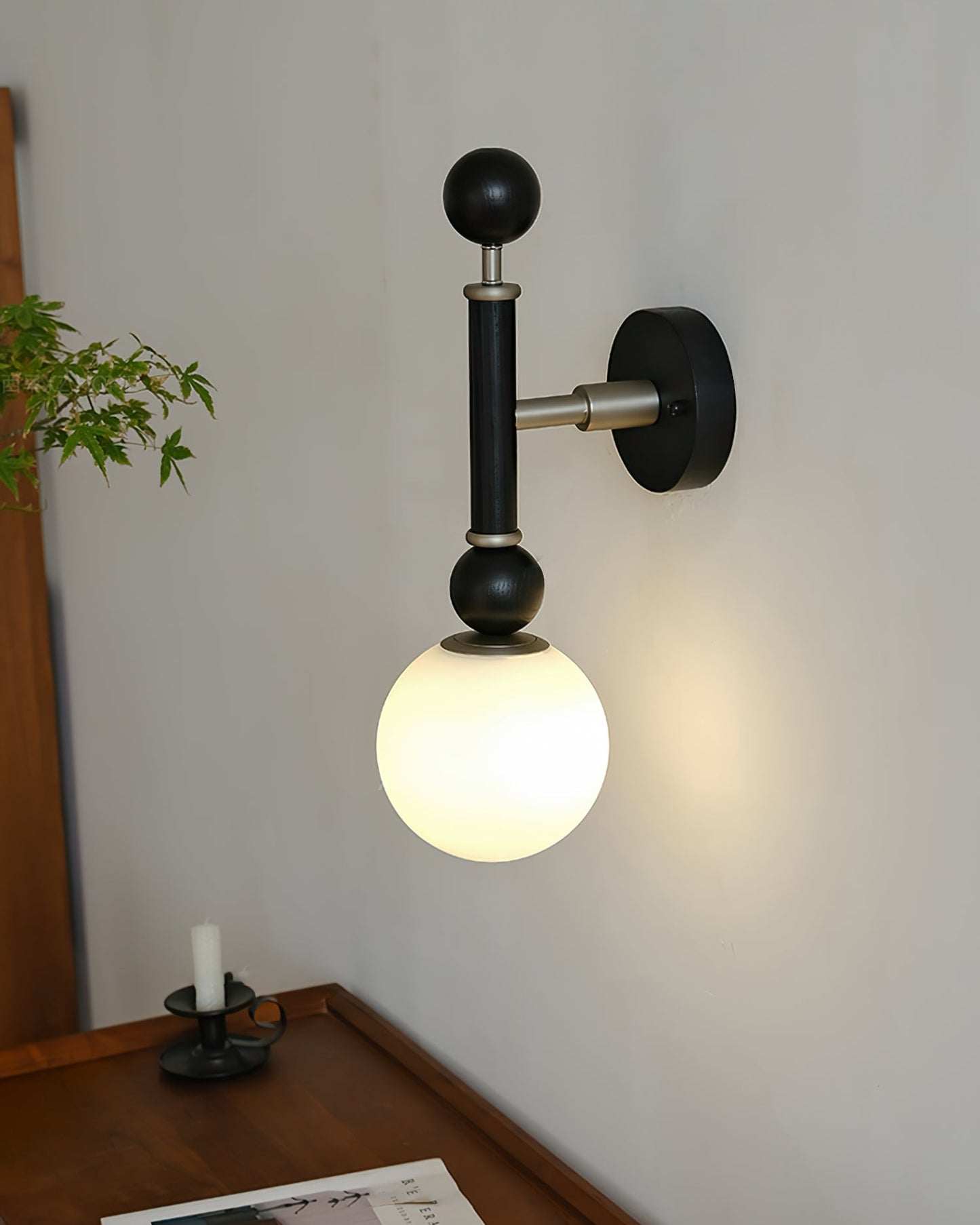 Drop Bulp Wall Lamp