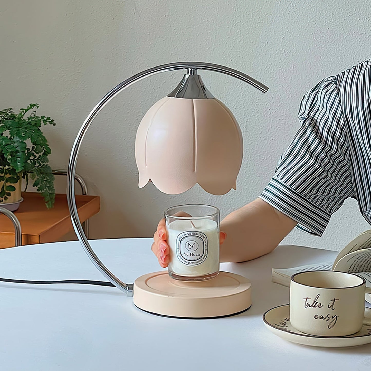 Floral Candle Table Lamp