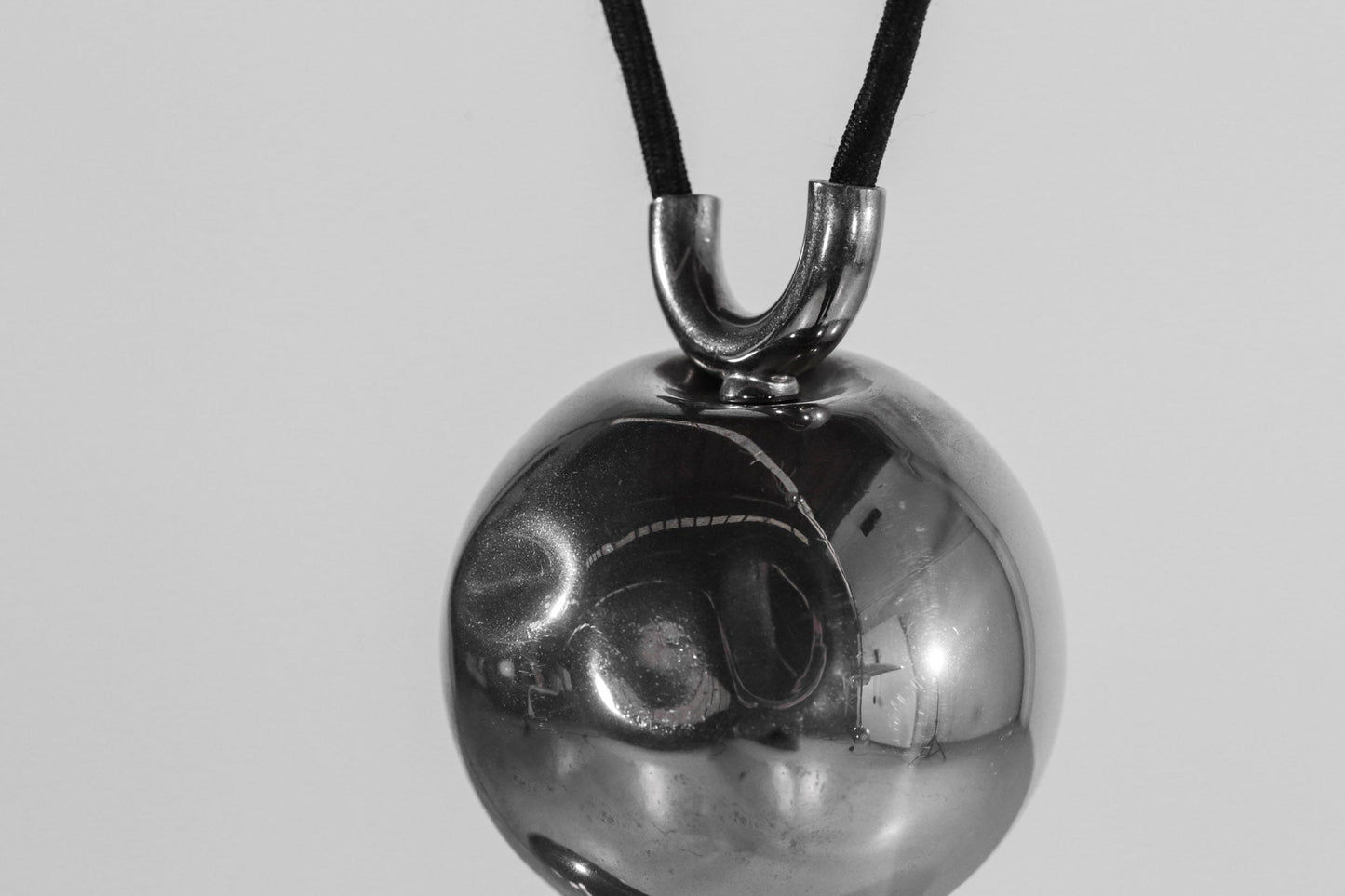 Designer creative height-adjustable shift UFO pendant lamps