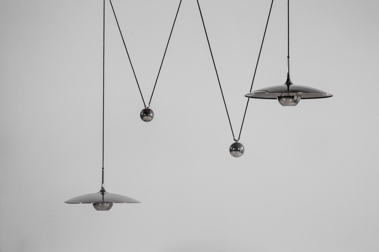 Designer creative height-adjustable shift UFO pendant lamps