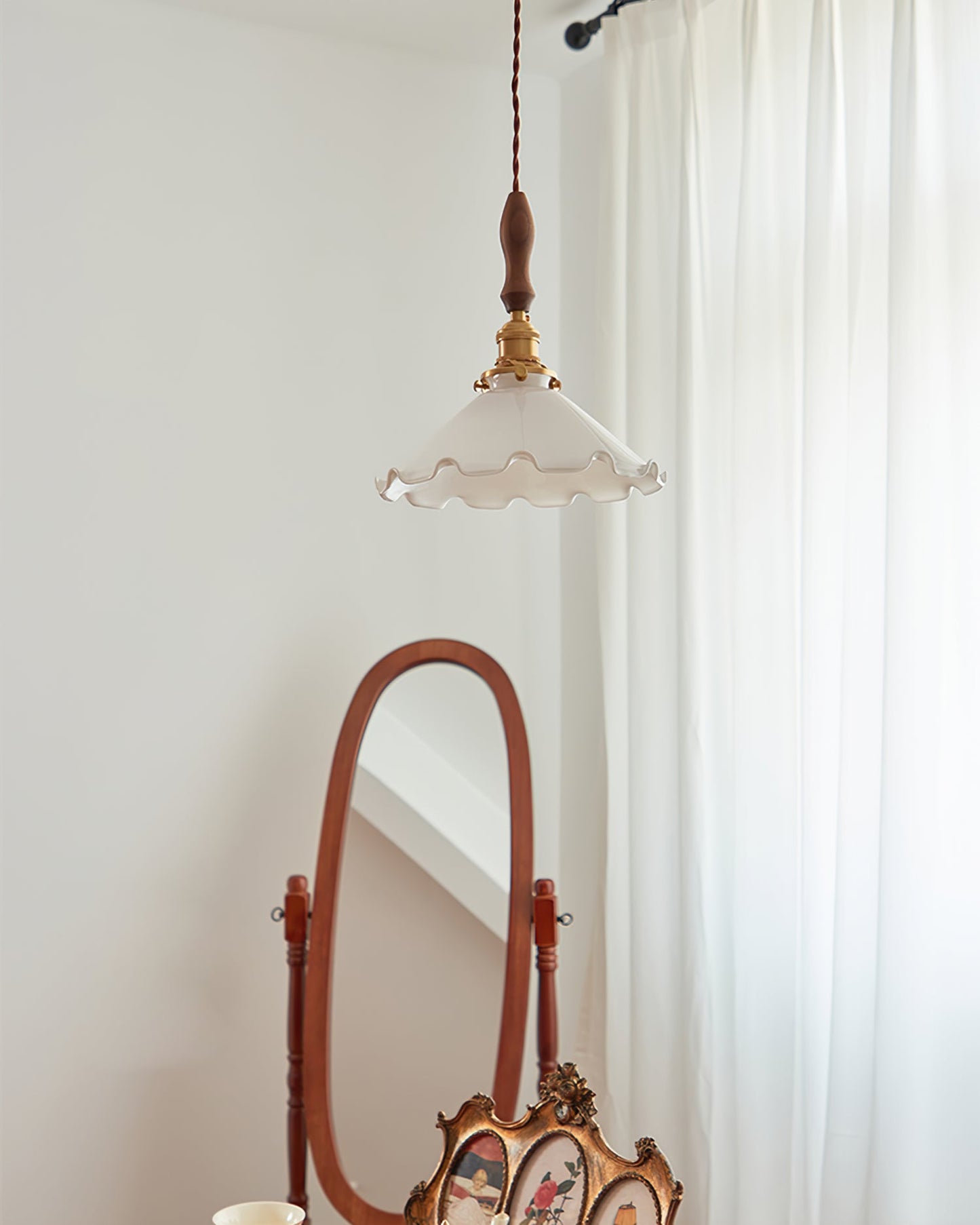 Flower Petals Pendant Lamp