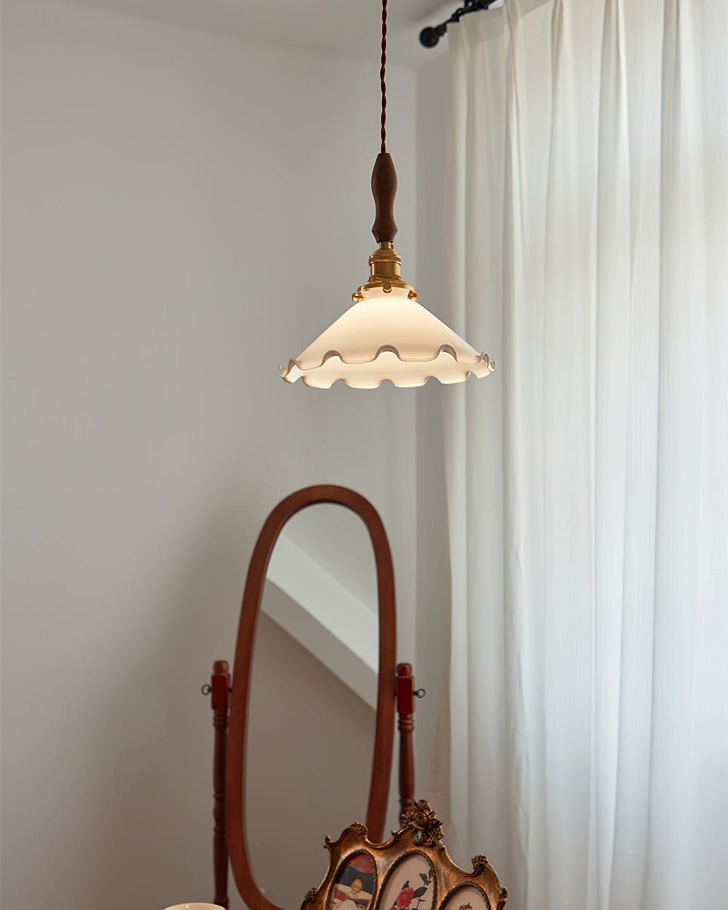 Flower Petals Pendant Lamp