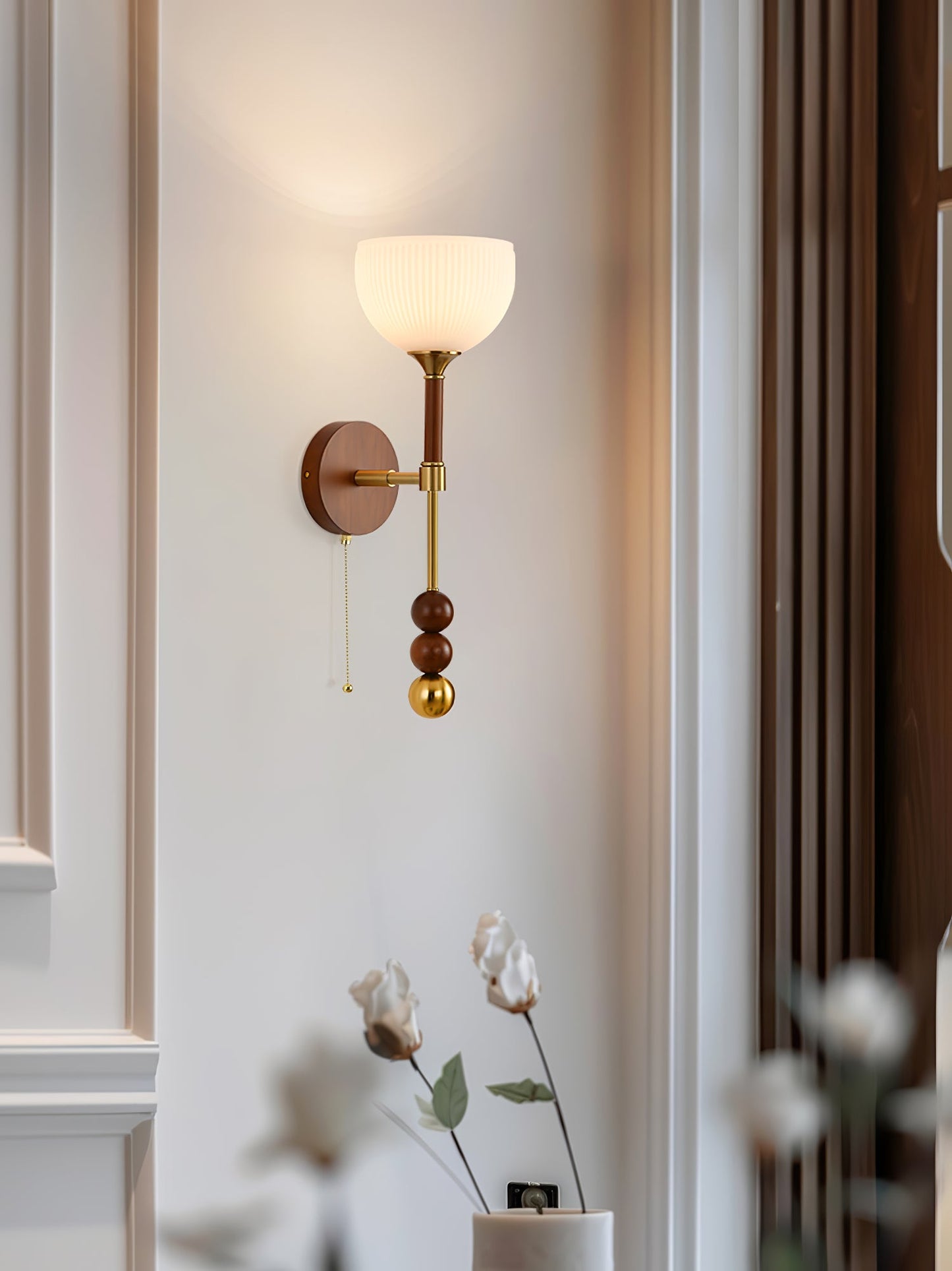 Roma Stylish Wall Sconce