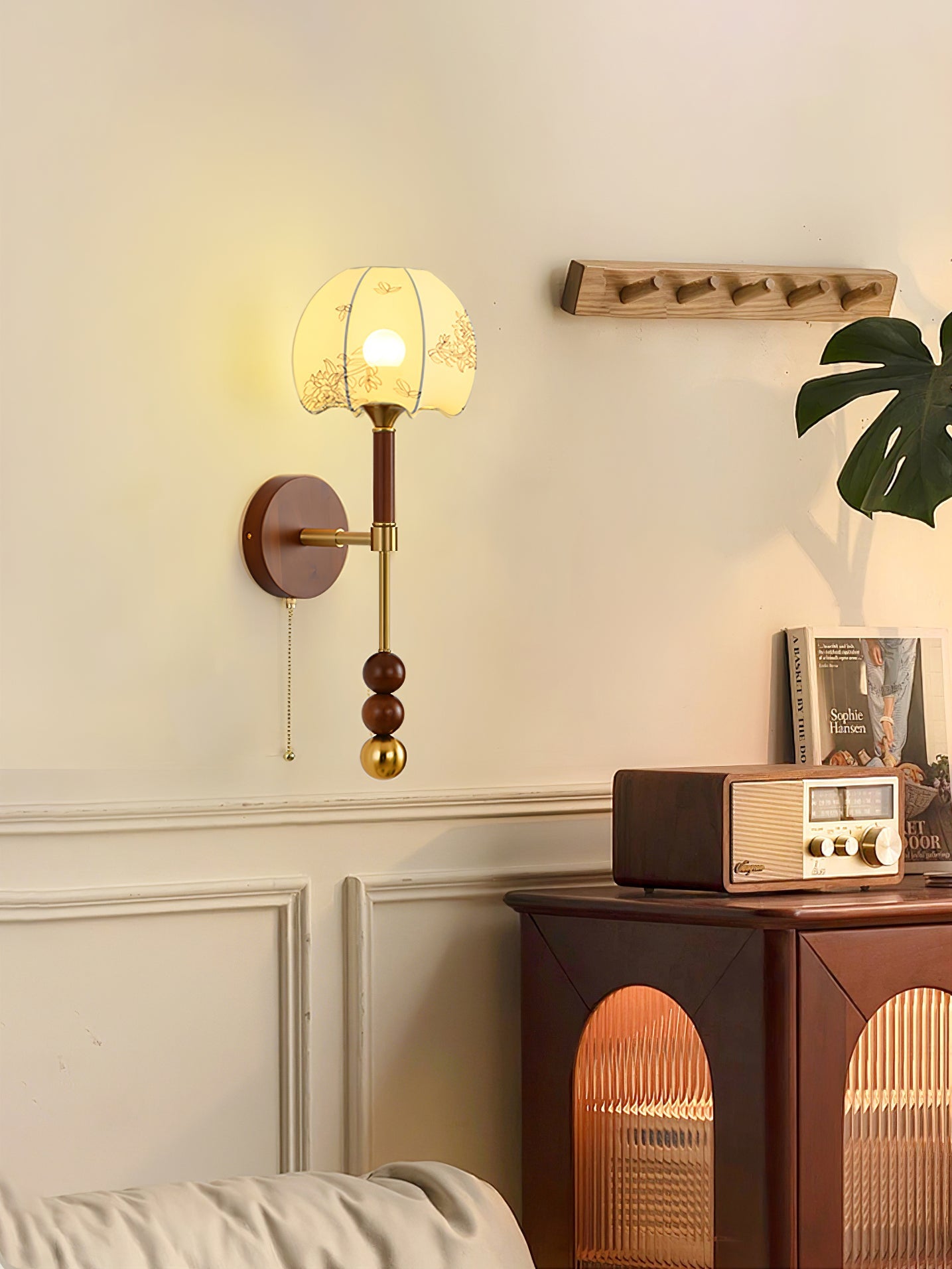 Roma Stylish Wall Sconce