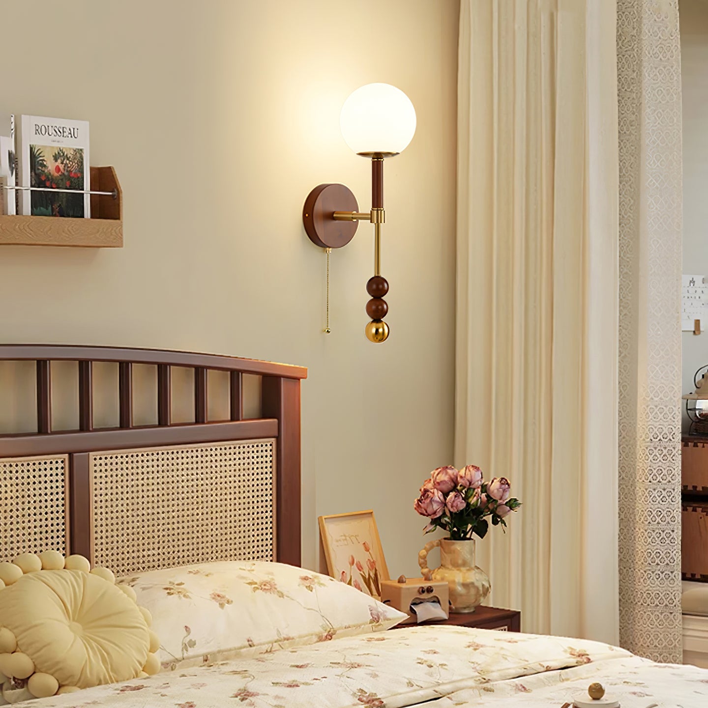 Roma Stylish Wall Sconce