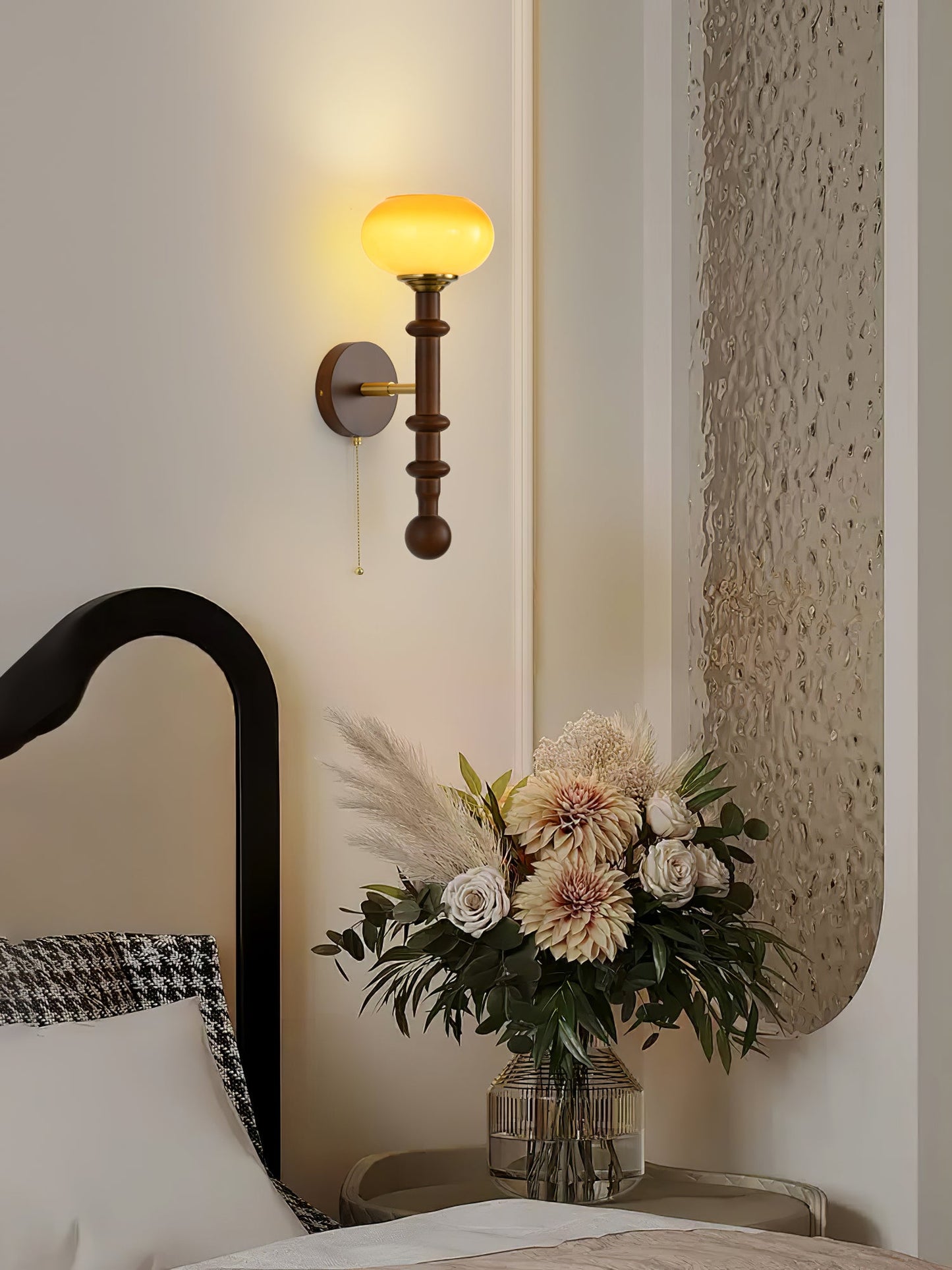 Roma Stylish Wall Sconce