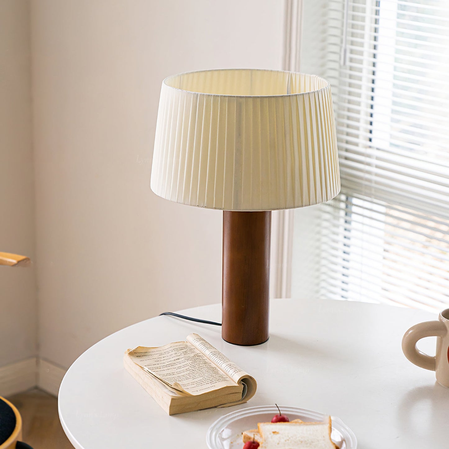 Gallissa Table Lamp
