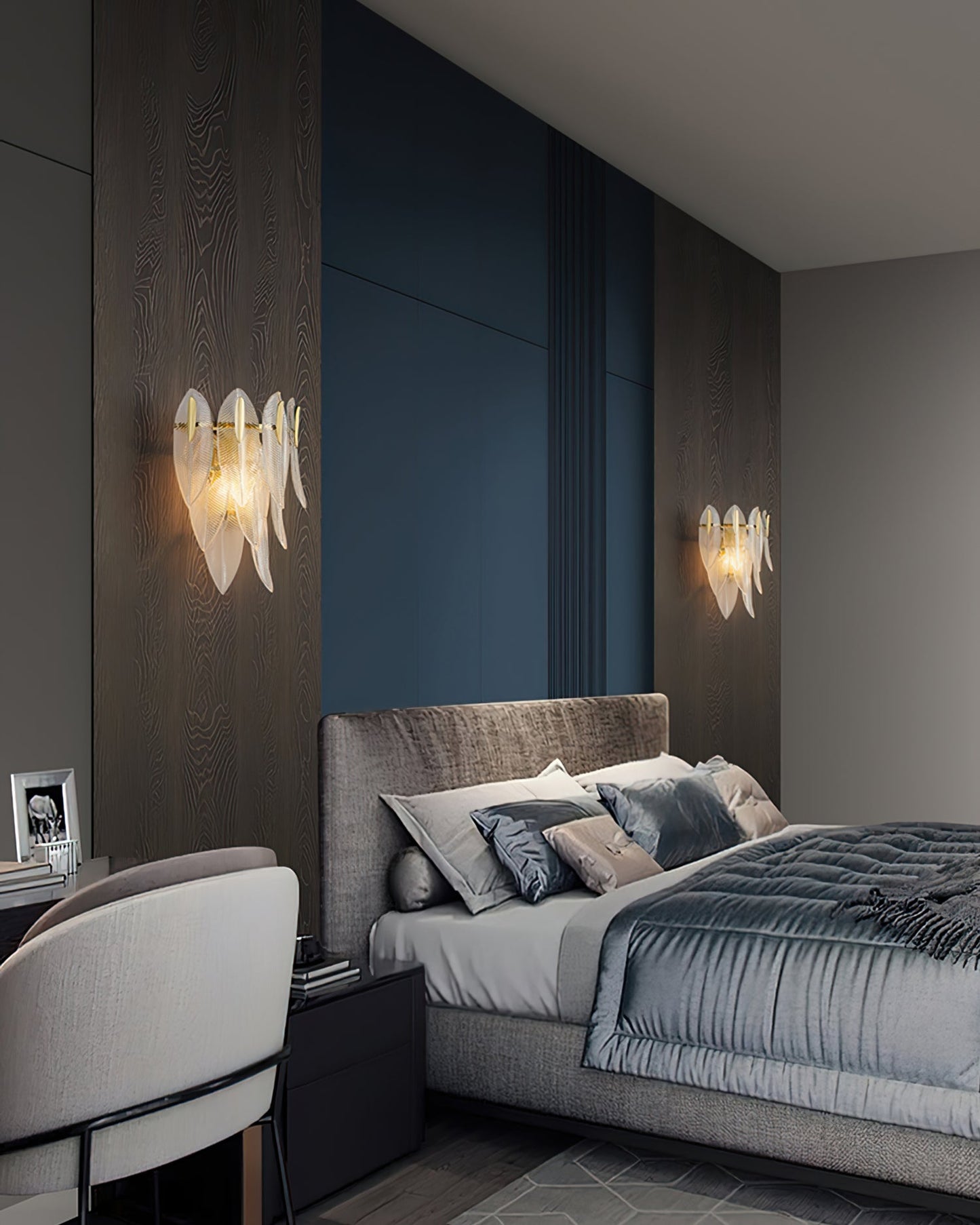 Giulia Brass Wall Lamp