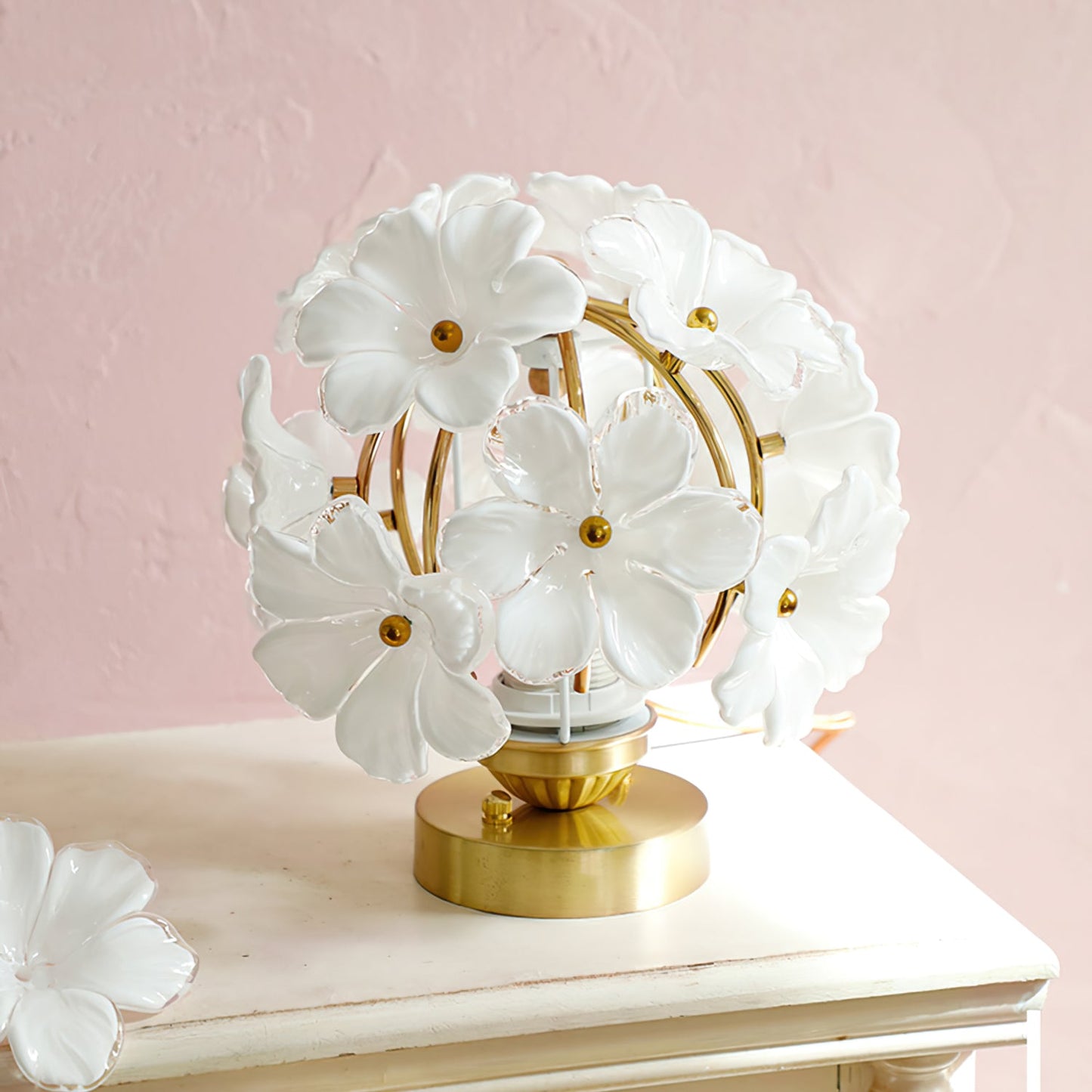 Grace Floral Table Lamp