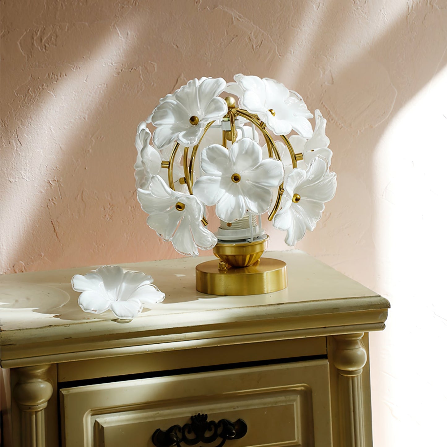 Grace Floral Table Lamp
