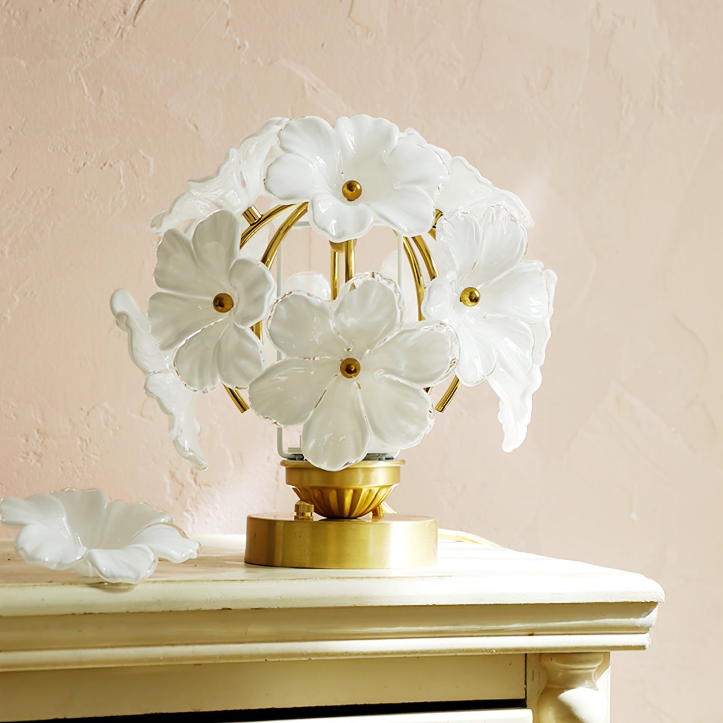 Grace Floral Table Lamp