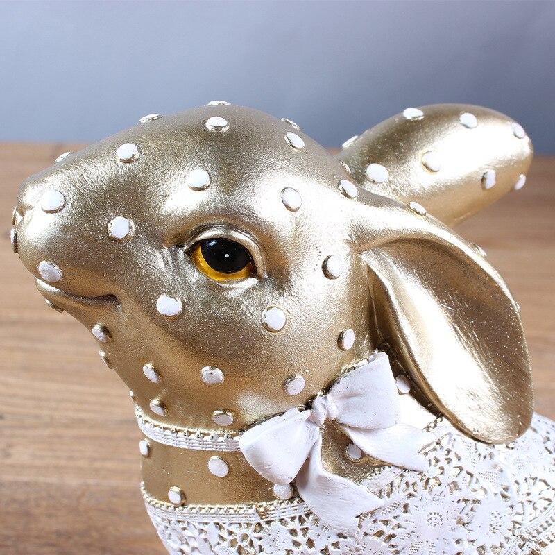 Pepsey Resin Sculpture Decor