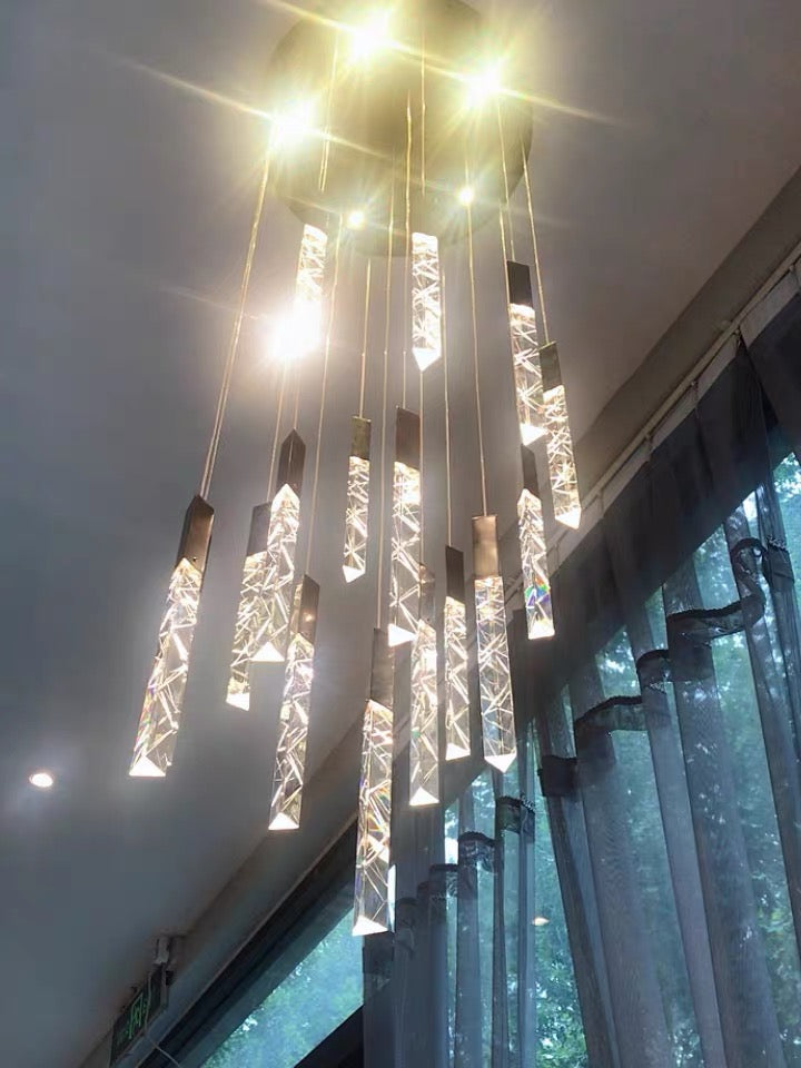 Ylk Averill Gold Chandelier Lamp