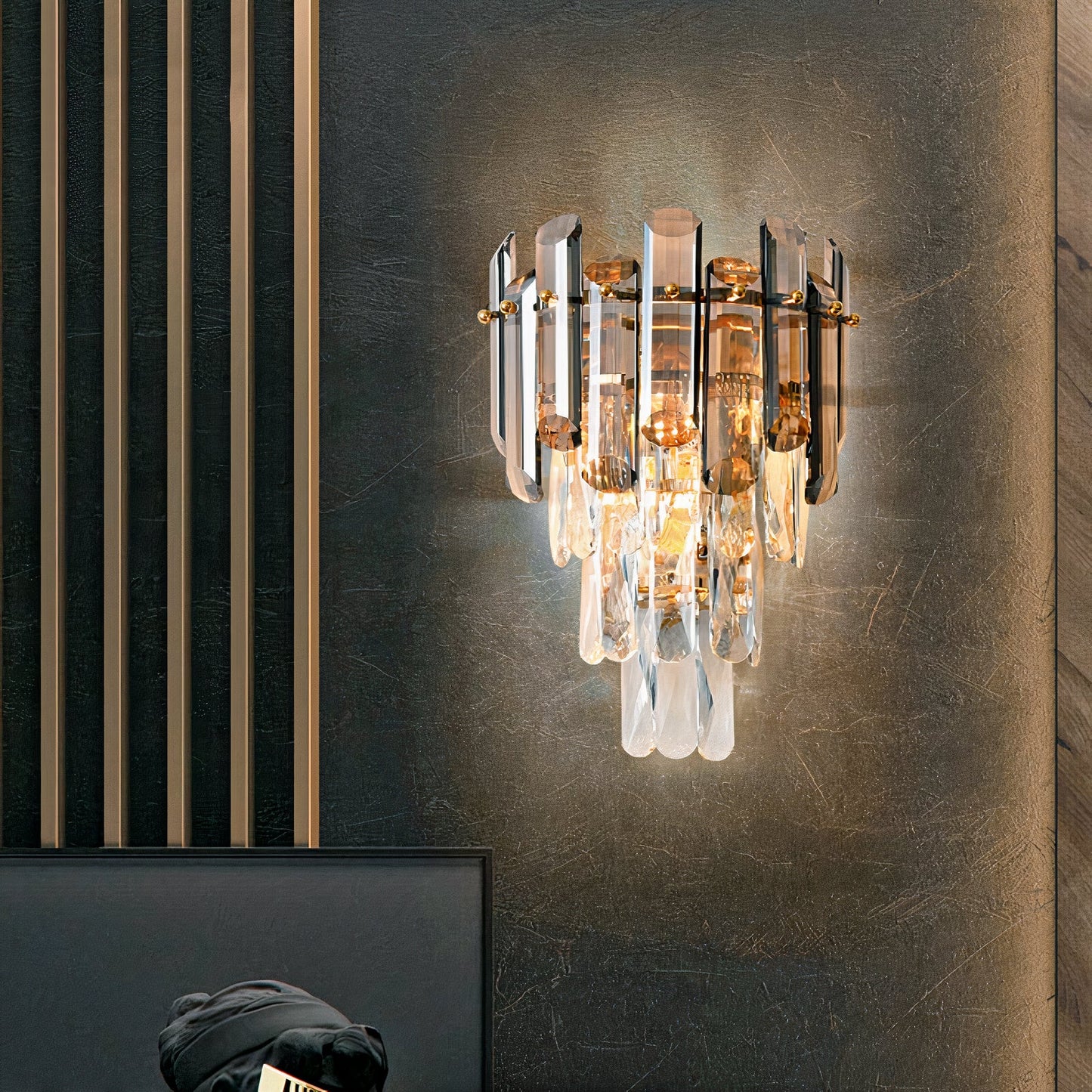 Ylk Thora Crystal Wall Sconce