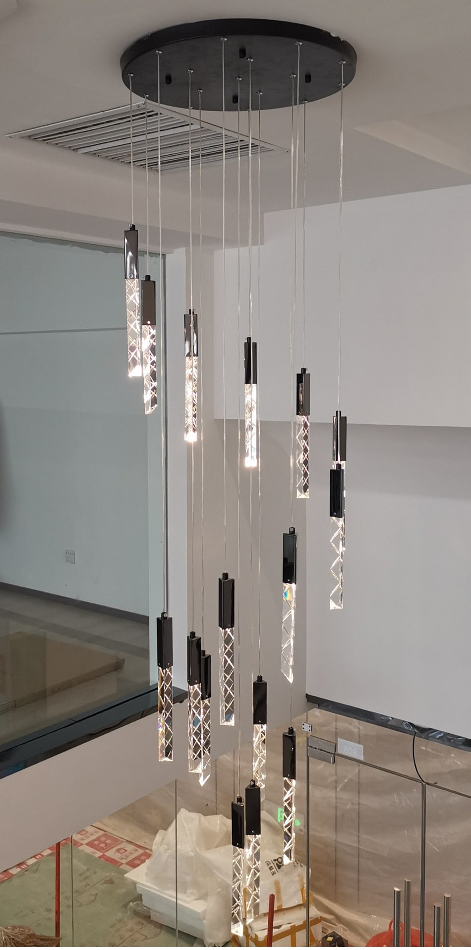 Ylk Averill Gold Chandelier Lamp