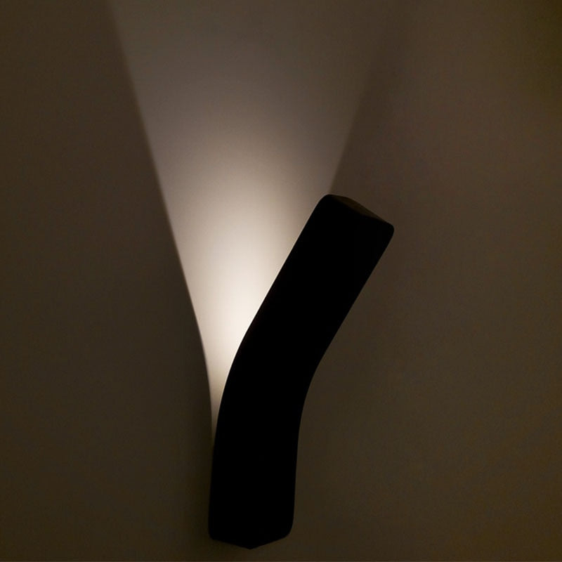 IIS Modern Brief Strength Led Wall light Mounted