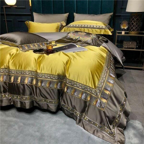 Hadi Embroidered Border Satin Duvet Cover Set