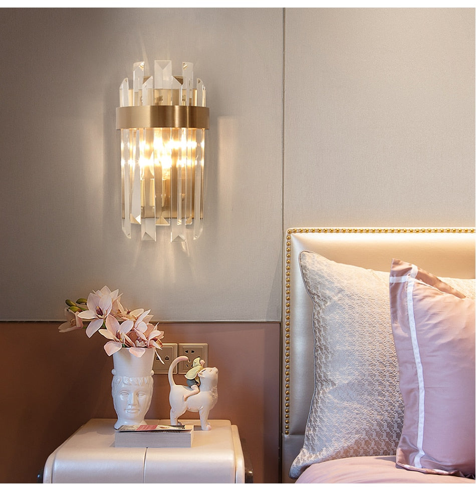 Ylk Single Gold Crystal Wall Lamp