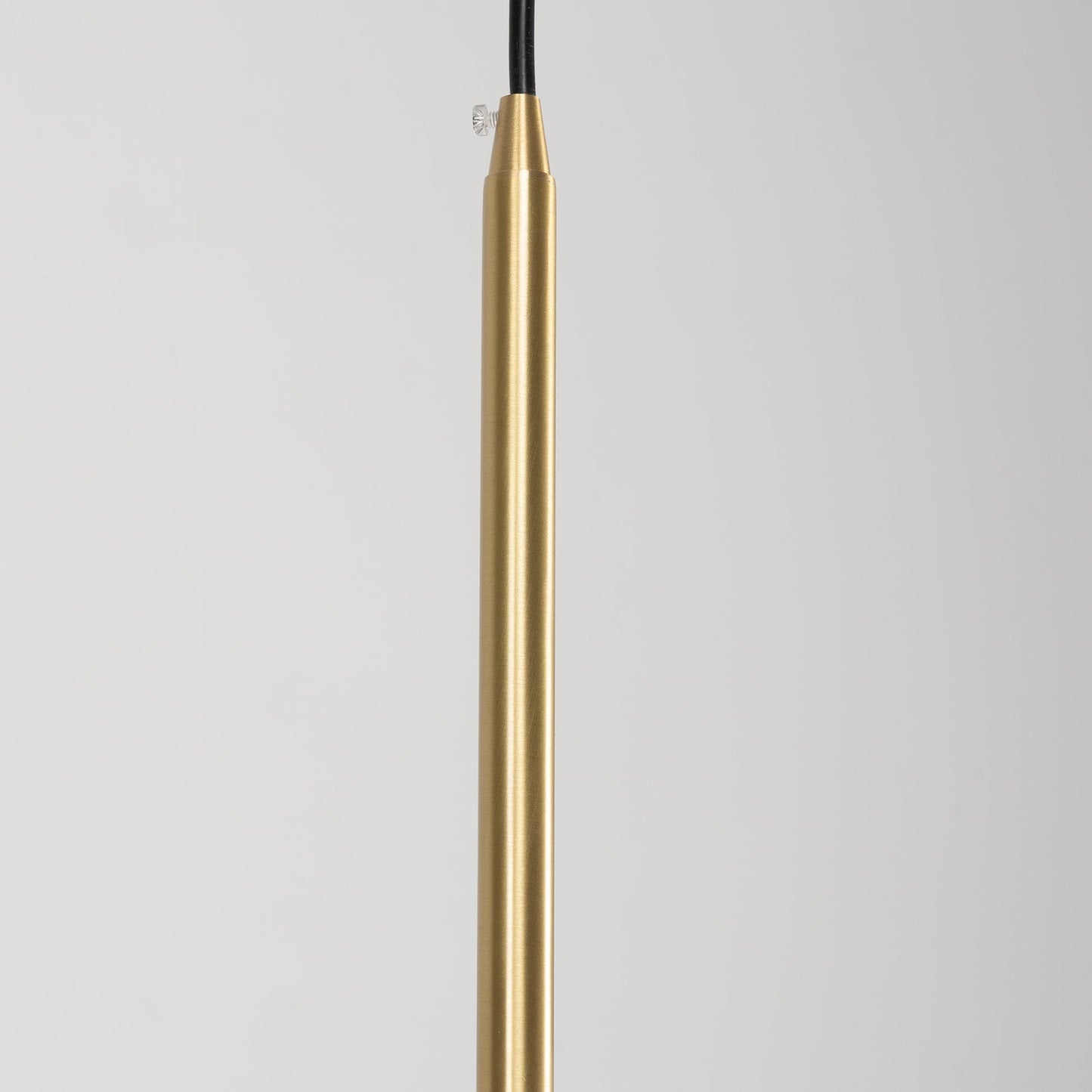 Corner Round Pendant Light