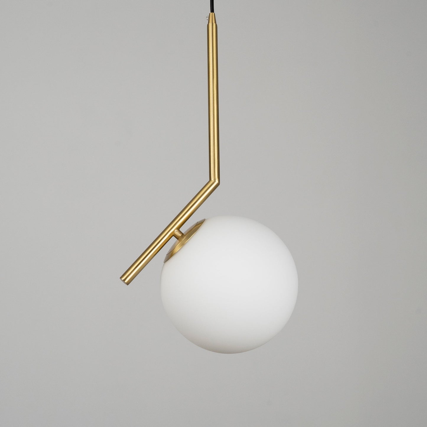 Corner Round Pendant Light