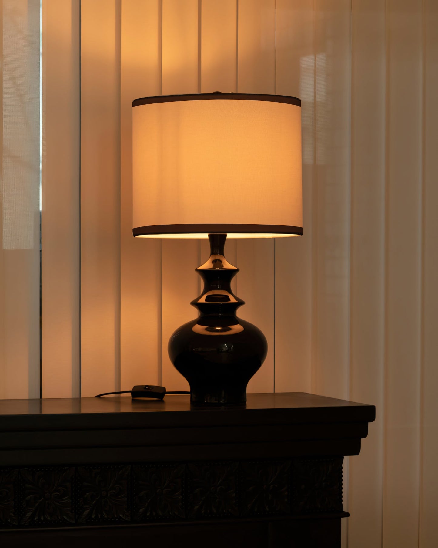 Jarrige Table Lamp