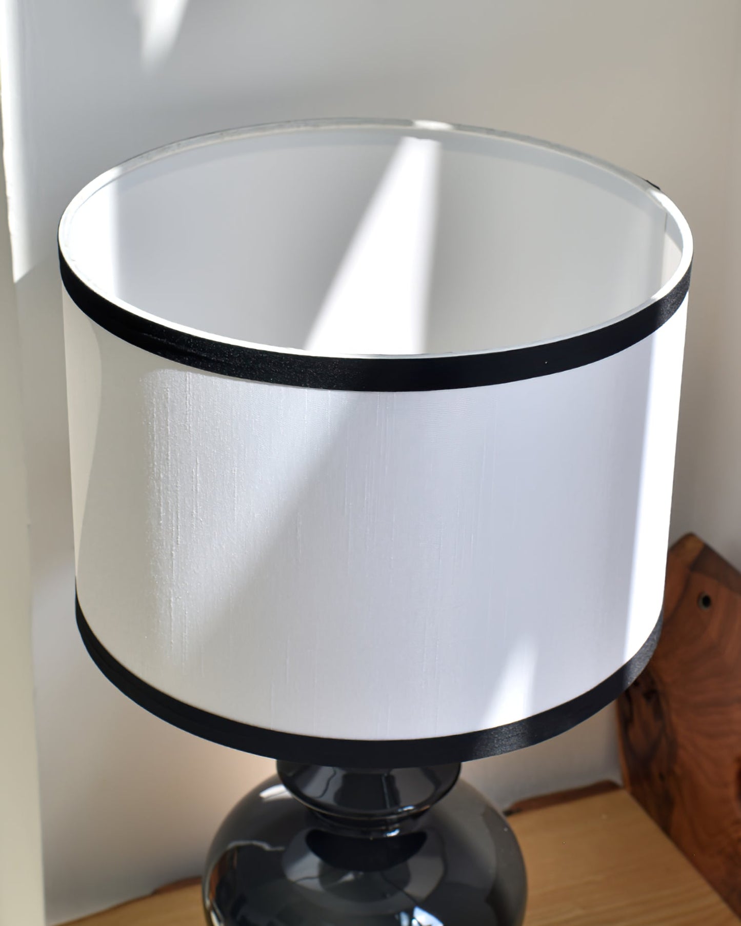 Jarrige Table Lamp