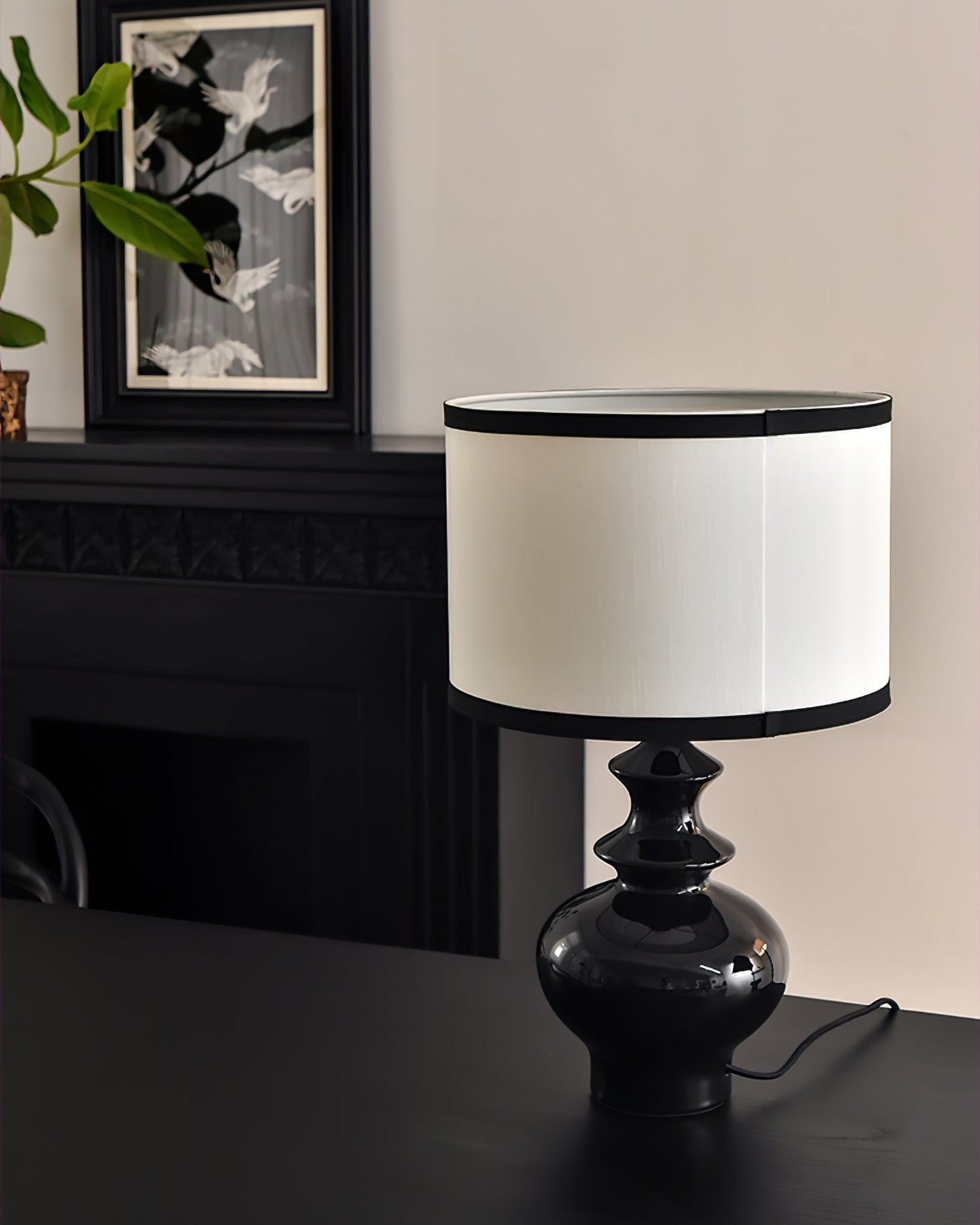 Jarrige Table Lamp