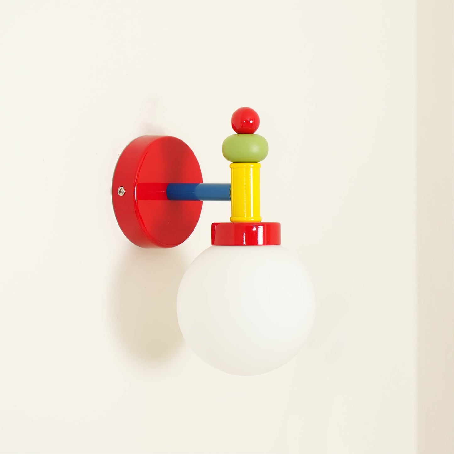 Junit Wall Lamp